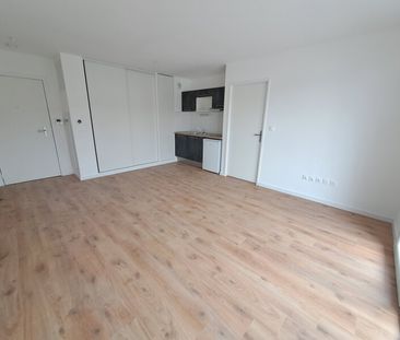 Location Appartement 2 pièces 40m² ROUBAIX 59100 - Photo 4