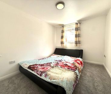 2 bedroom apartment to rent - Photo 4