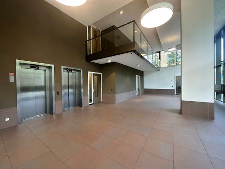 Escamplaan, 2547 EW, Den Haag - Photo 2