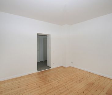 Erstbezug nach Kernsanierung - moderne 2-Zimmer-Wohnung im charmant... - Photo 1