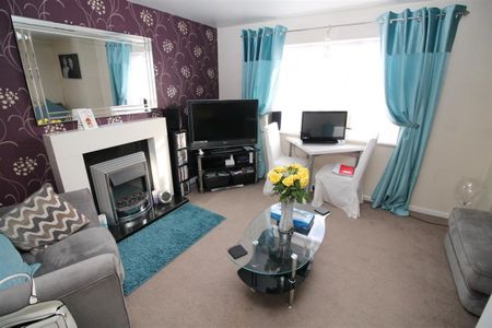 Ellan Hay Road, Bradley Stoke, BS32 - Photo 2