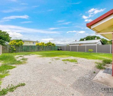 Comfortable Living in a Central Location - Photo 4