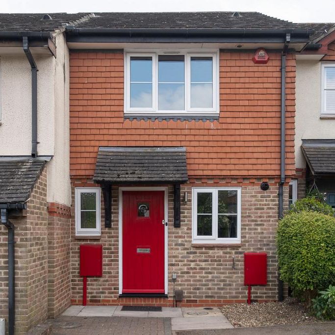 2 bedroom terraced house to rent - Photo 1