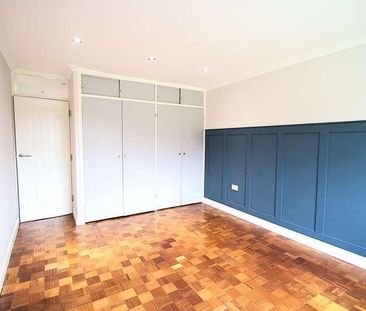 Elm Park Road, Pinner, HA5 - Photo 2