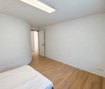 Attraktive 2.5 Zimmerwohnung im 1. OG an ruhiger Lage in Luzern - Photo 2