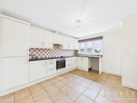 2 bedroom semi-detached house to rent - Photo 3