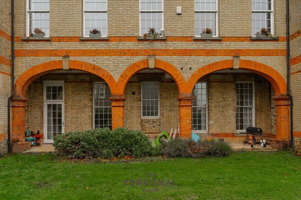 Eastman Way, Epsom - Photo 1