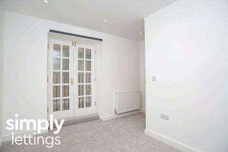 2 Bed property for rent - Photo 2