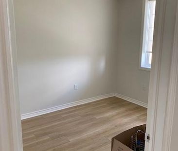 1083 Gordon Street - Photo 5