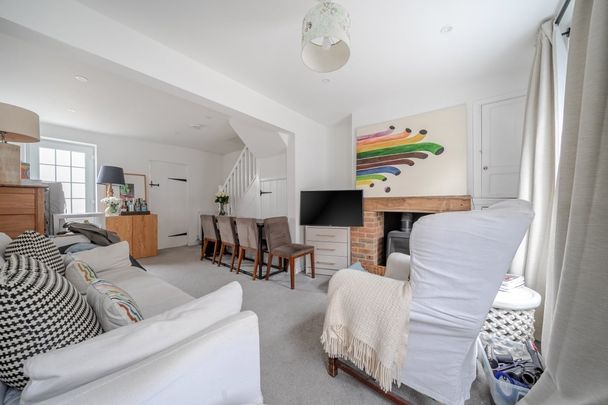 2 bedroom terraced house to rent - Photo 1