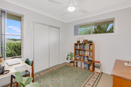 Executive Living in Riva Vue Estate - Photo 4