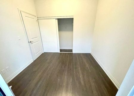 For Lease - 10 Meadowglen Place Unit# 102, Toronto, Ontario - Photo 3