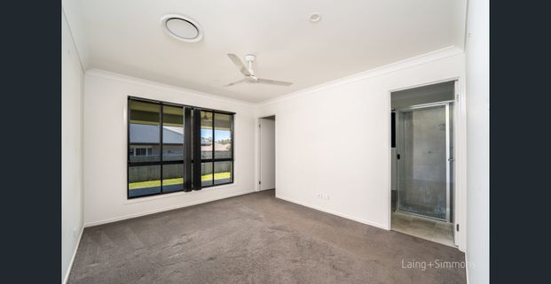 Modern Family Home With Spacious Bedrooms and Contemporary Finishes - Photo 1