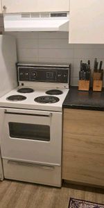 4 1/2 St-Jean Baptiste (1er Avril) - Photo 3