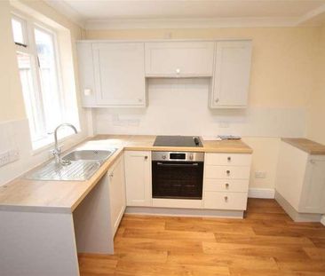 Milford Hill, Salisbury, SP1 - Photo 2