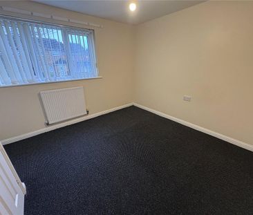 2 bedroom semi-detached house to rent - Photo 2