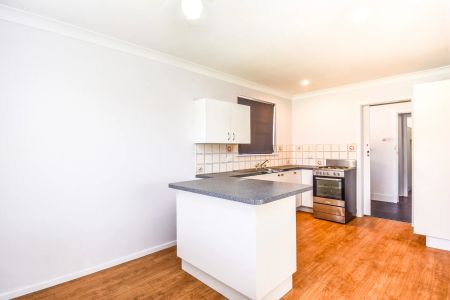 Neat Family Home in East Orange - Photo 4