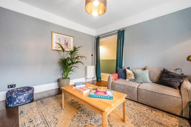 1 bedroom ground floor flat to rent - Photo 1