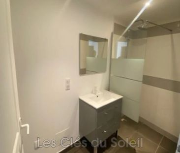 Location appartement 2 pièces 53 m² Sainte-Maxime - Photo 5