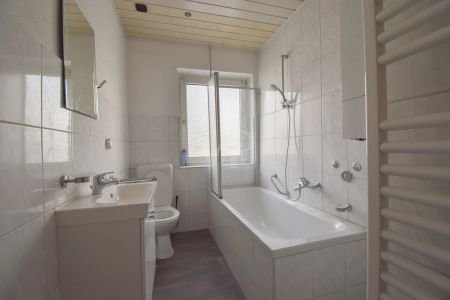 Helle 3-Zimmer Wohnung mit Balkon in Kitzingen - Photo 3