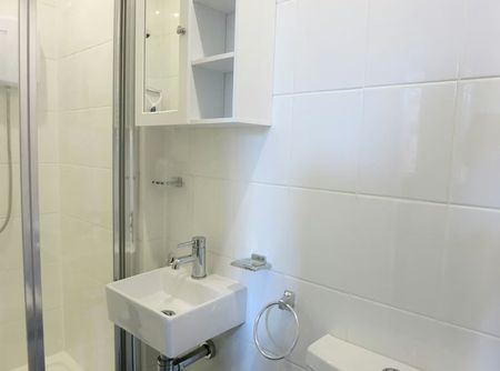 1 bedroom apartment to rent - Photo 4