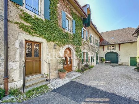 Neuf - 4.5 pièces d'env. 125m2 plein de charme - Foto 2