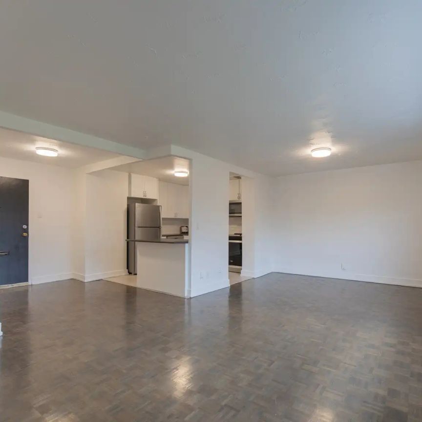285 Erb St. W. — 1 Bedroom - Photo 1