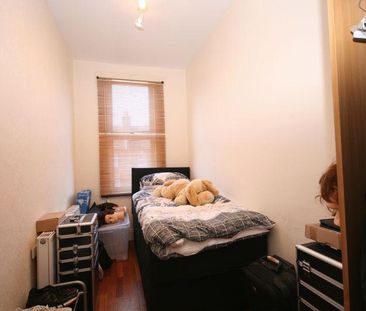 2 bedroom maisonette to rent - Photo 3