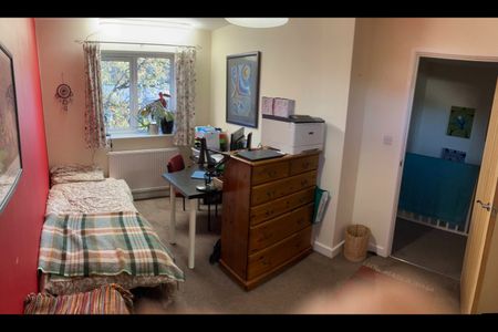 3 Bed Detached House, Clay Bottom, BS5 - Photo 3