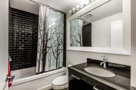 For Lease - 90 Park Lawn Road Unit# 1712, Toronto, Ontario - Photo 4