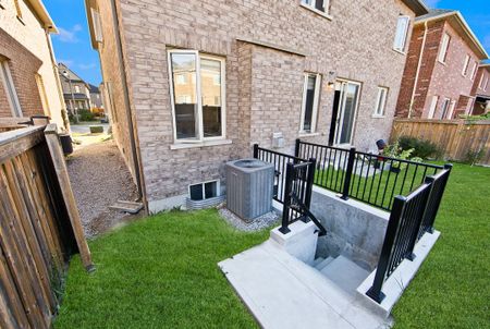 For Lease - 90 Greenspire Avenue Unit# Bsmt, Markham, Ontario - Photo 2