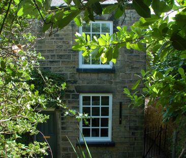 2 bedroom end of terrace house to rent - Photo 4