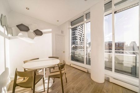 2 bedroom flat to rent - Photo 2