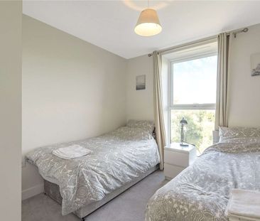 A two bedroom apartment to rent at Kennet Island in Reading. With e... - Photo 3