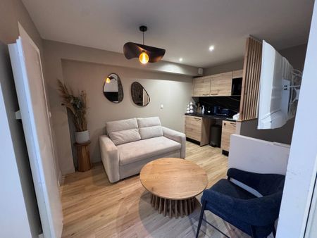 Location Appartement 1 pièce Meublé 21m² LA ROCHELLE 17000 - Photo 2