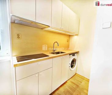 pronájem bytu 1+kk, 21 m - Fotografie 1