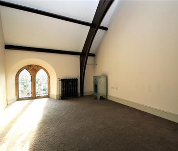 2 bedroom semi-detached house to rent - Photo 3