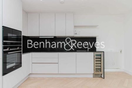 Brigadier Walk, Royal Arsenal Riverside, SE18 - Photo 3