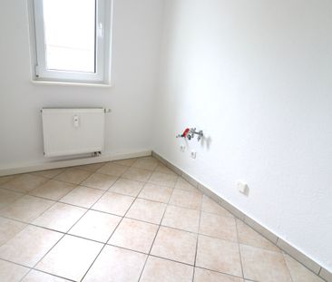 Helle 2-Raumwohnung mit Wanne und Balkon - Foto 1