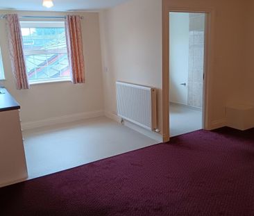 The Street - Photo 4