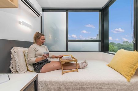 4 Bedroom Apartment - Photo 4