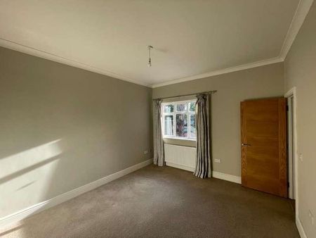 Neville Court, Avenue Road, Stratford-upon-avon, CV37 - Photo 3