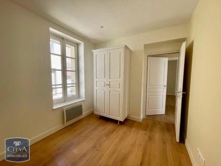 Appartement à louer 4 pièces 72.4m² - Photo 3