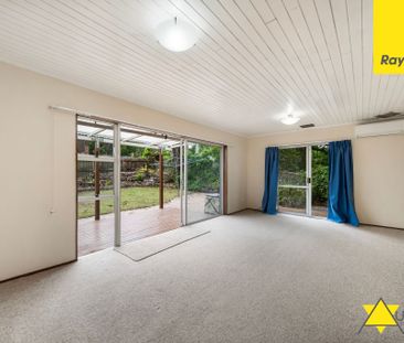 Modern Comfort in Prime New Lynn Location - Photo 5