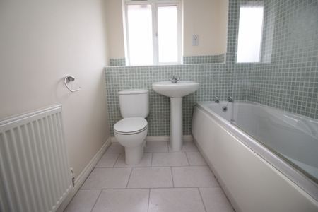 2 Bedroom Town House - Photo 3