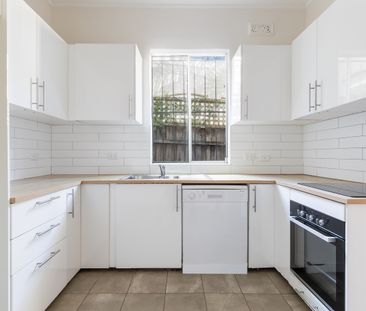 815 Bourke Street, Redfern NSW 2016 - Terrace For Rent | Domain - Photo 3