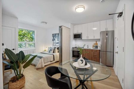 For Lease - 134 Carlton Street Unit# 3, Toronto, Ontario - Photo 3