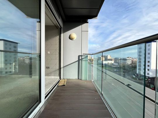 Prince Regent Road, Hounslow, TW3 1NB - Photo 1