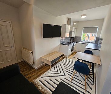 1 Bed Student Accommodation - Photo 1