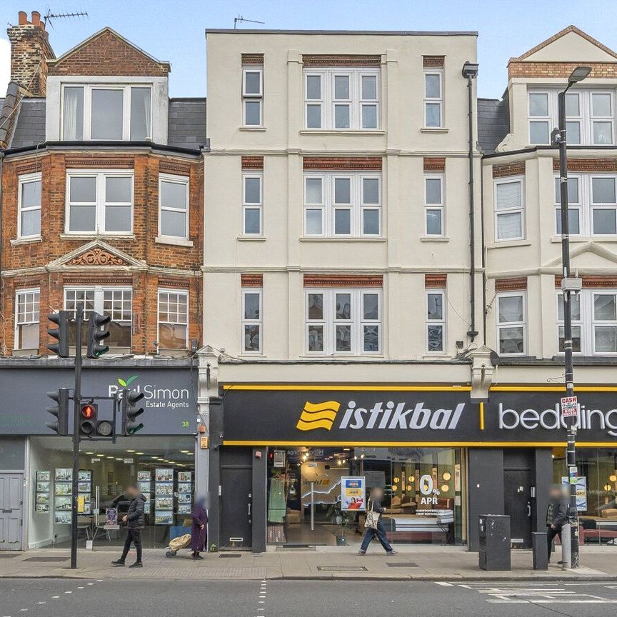 Grand Parade, N4, London - Photo 1